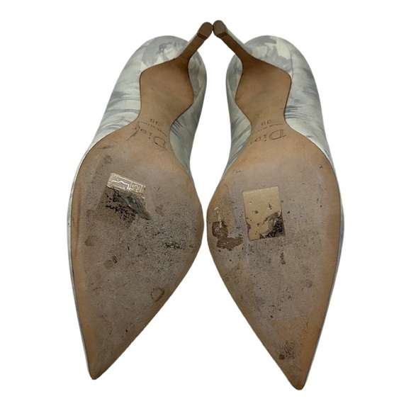 Christian Dior Marble Leather Pumps - Picture 8 of 10